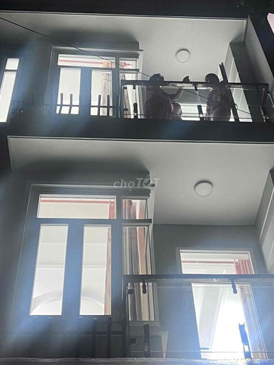 BÁN NHÀ HXH NÉ SÁT ĐƯỜNG SỐ 6 - TNPB- THỦ ĐỨC- NHÀ 3 TẤM - 4PN- $ 7.2T