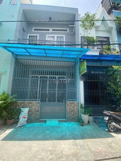 NHÀ ĐẸP 2 TẦNG, DT (4X8)M2, HẺM XE HƠI, SÁT MẶT TIỀN, 3,75 TỶ CÒN TL