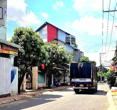 BÁN LÔ ĐẤT MẶT TIỀN ĐƯỜNG 102 GẦN LÃ XUÂN OAI, QUẬN 9