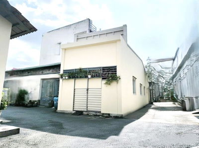 SIÊU PHẨM 4 Tỷ! Nhà Riêng View 2 Góc - 4m x 17m - HXH 5m - Linh Xuân