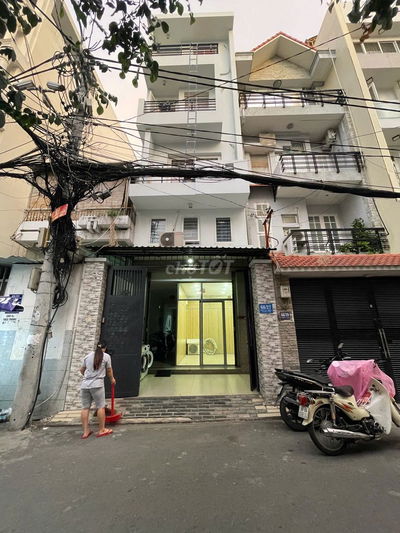 Cho thuê phòng 28m - tầng TRỆT, 68/ Út Tịch gần Hoàng Văn Thụ, sân bay