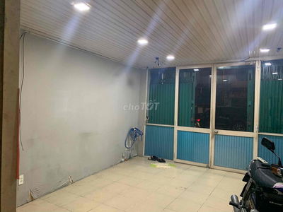 cho thuê mặt bằng kinh doanh ở mặt tiền quận 10