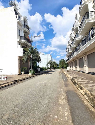 Bán Lô đất 80.5m2, 5.4x15, đường 9m, 1 sẹc Đ. Nguyễn Xiển, gần Vin Q9