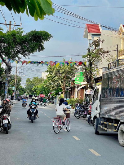 CHO THUÊ MẶT TIỀN KINH DOANH NGUYỄN THỊ TRÀNG Q12 RẤT RỘNG 9x27 (240M2