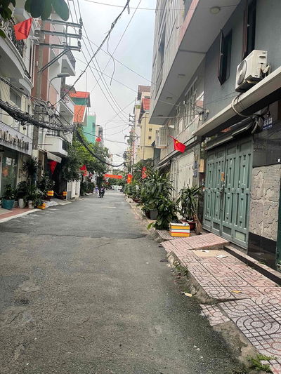 Cần cho thuê gấp nhà. nguyên căn. đường pvt. hẻm xe hơi. hẻm 354/