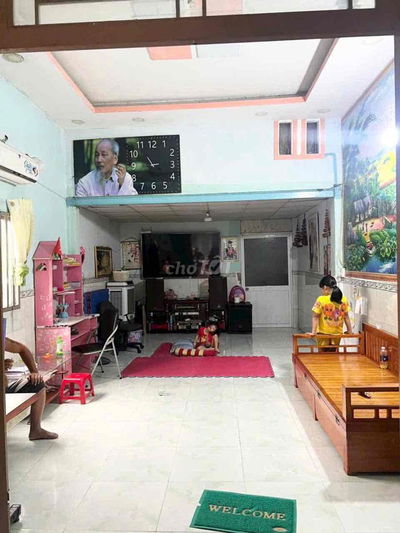 bán nhà 2/ nữ dân công hẻm xe hơi sạch sẽ kẹt tiền bán khu dân cư đông