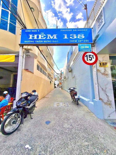 nha. ban hem 138 trần hưng đạo