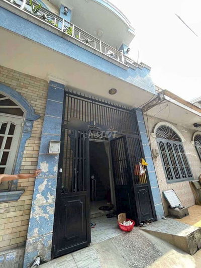 Bán Nhà Ngang lớn 6m Hẻm Thông tứ hướng Nhà Kiên cố BTCT- Chỉ Hơn 2 tỷ