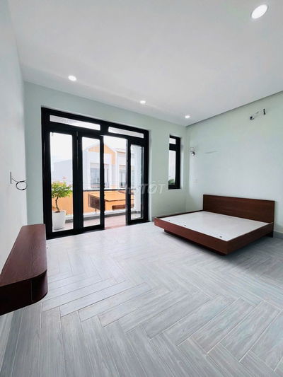 Sở Hữu ngay nhà 1trệt 1lầu 3PN 3WC SHR chỉ 1tỷ 680 gần chợ Bình Chánh