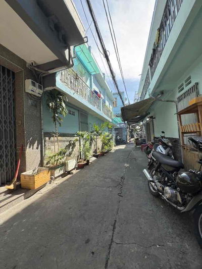 NHÀ ĐẸP , GIÁ TỐT VỊ TRÍ ĐẸP  NI SƯ HUỲNH LIÊN P10 TÂN BÌNH - Kết cấu: