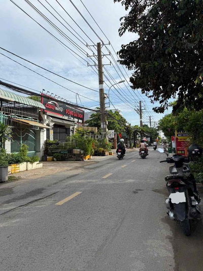 Bán mặt tiền gò cát p phú hữu giáp quận 2 5 tỷ sổ hồng bao sổ