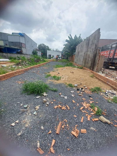 BÁN ĐẤT THỔ CƯ. DT: 5×19M. GẦN CHỢ GÀ NGÃ BA ĐÔNG QUANG VÀ QUẬN 12