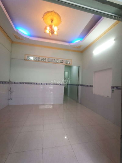 Bán nhà phường Đông Hòa gần ngã ba cây lơn chợ đông hoà