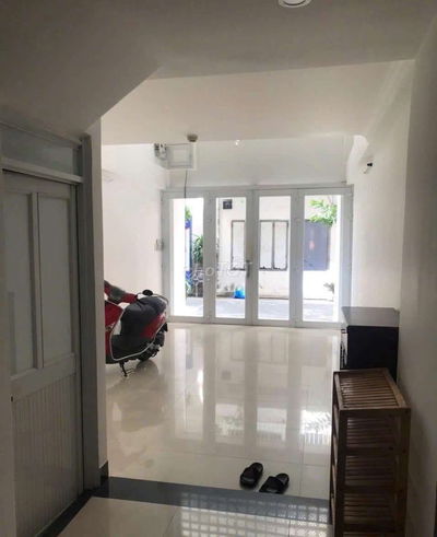 Cho thuê nhà hẻm xe hơi - 4x18m , trệt , 3 lầu - 30 triệu/tháng