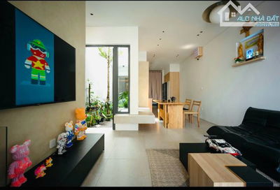 Nhà Đẹp Kiểu Nhật - Mặt Tiền 10.5m - Rẻ Nhất Tuyến Phố - Kinh Doanh Sầm Uất- Chỉ 6.9 Tỷ!