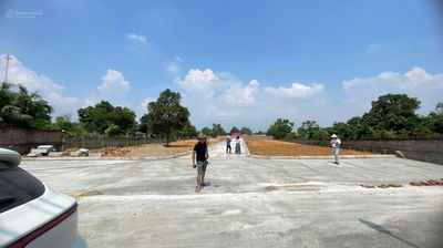 Tôi bán xuất Ngoại giao mặt đường trải nhựa Giá Gốc nhỉnh 1,2tỷ Full thổ cư sắn sổ MT6m