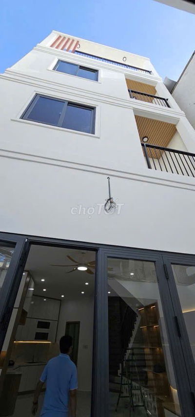 HÀNG HIẾM KHU NGUYỄN VĂN NGHI 60M 5 TẦNG MỚI HẺM  THÔNG TỨ TUNG SHR