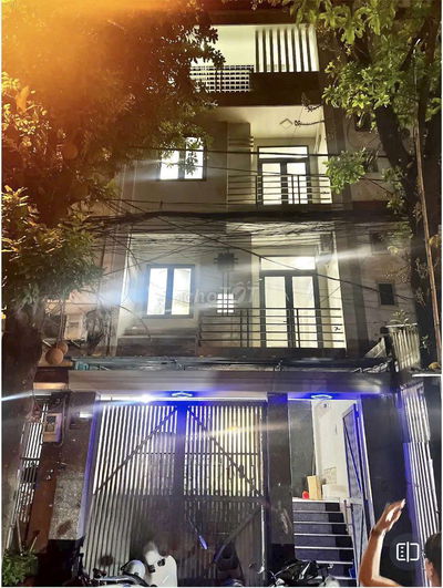 Mặt tiền đường NB Khu Tên lửa - 5 x 25- 5 Tầng - Có Hầm để xe