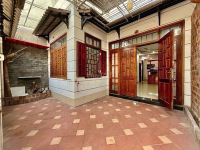 Cho thuê nhà 1trệt 1lững Hẻm oto Đ.Hồ bá phấn,Phước Long A,Quận 9