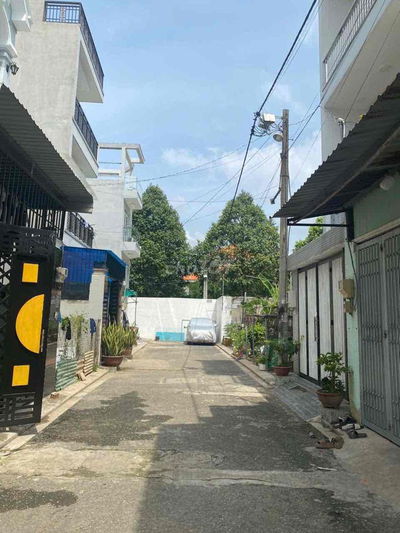 BÁN NHÀ QUẬN 9,CỰC HIẾM NHÀ CÓ THANG MÁY TRONG TẦM GIÁ CHỈ 6TỶ TL Q9