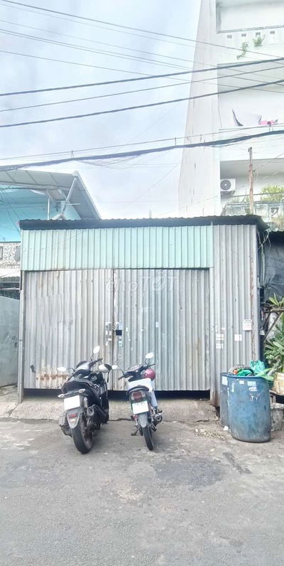 Cho thuê kho 100m2 đường nội bộ 8m gần Tên lửa