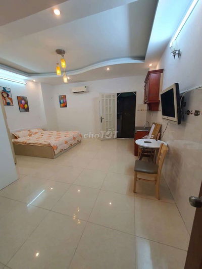 Phong cao cấp ngay cviên Gia Định gần sân bay