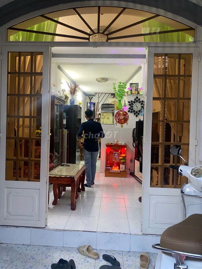 NHÀ HẺM XE TẢI NÉ NHAU - CHỢ PHÚ LÂM - Q6 - 2 Tầng 2PN - KINH DOANH OK