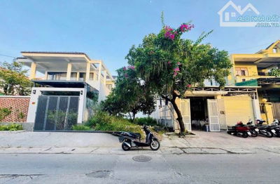 MẶT TIỀN NGUYỄN LỘ TRẠCH - TP HUẾ