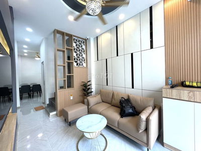 Bán nhà MẶT TIỀN Nguyễn Trọng Tuyển PN, full NT, căn góc, chỉ 6.x tỷ
