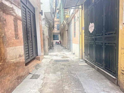 Bán nhà phố Quan Nhân .ngõ 3 gác tránh sh , dt 32m 5t giá 7.4 tỷ