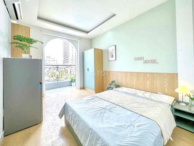 Phòng Full nội thất 35m2 Ban công ở Lê Văn Sỹ Phú Nhuận gần Q1, Q3