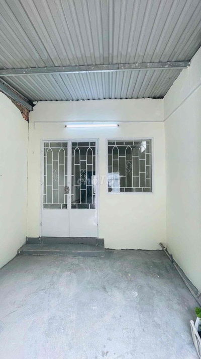 Chính chủ cho thuê nhà mặt tiền gần chợ Thủ Đức