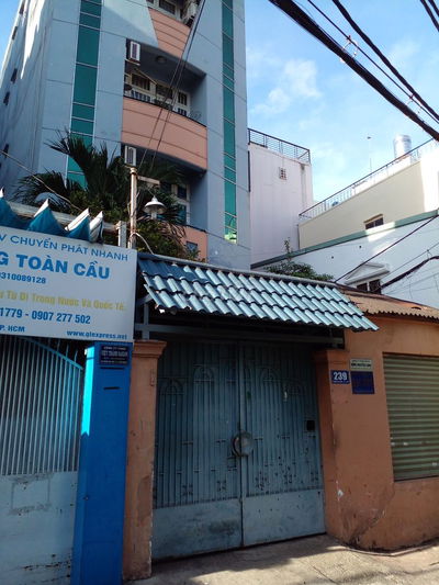 Phòng trọ mặt tiền 239 Hoàng Hoa Thám