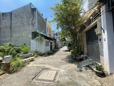 Lô vuông vứt, ngang 4,6m, Đường Nguyễn Thị Tư, ngay Dragon Village