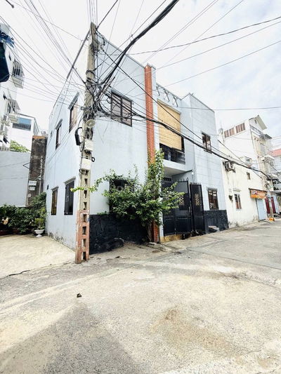 NHÀ GÒ DẦU HẺM OTO THÔNG 5 TỶ 45M2 CHIỀU NGANG KHỦNG