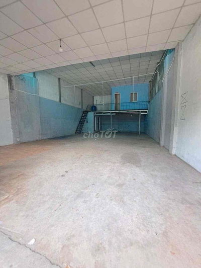 Xưởng 8x15 mã lò gác lửng tải 8 tấn