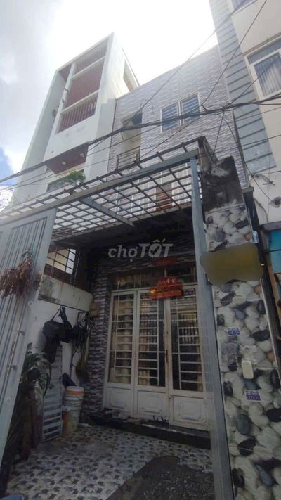 4 tỷ 6 Nhà Siêu phẩm 60m2 TT Q6 . nhanh chân còn kịp
