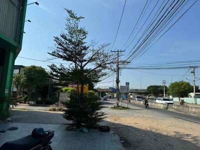 Cho Thuê 600m2 mặt bằng làm showroom mặt tiền Đỗ Xuân Hợp