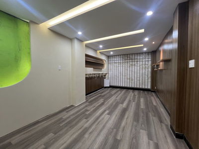 NHÀ MẶT TIỀN QUẬN PHÚ NHUẬN NGUYỄN TRỌNG TUYỂN, 62M2, 5 TẦNG BTCT
