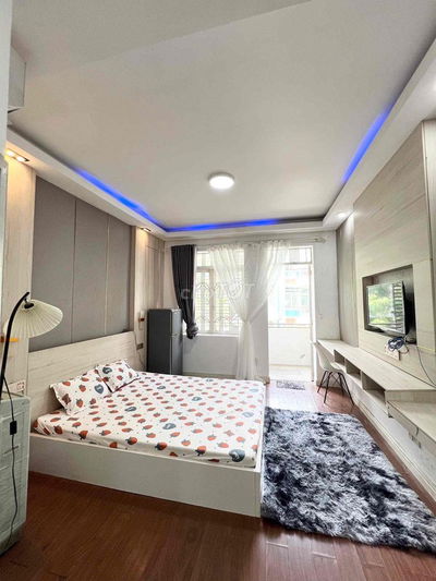 CHÍNH CHỦ TRỐNG STUDIO BAN CÔNG MÁY GIẶT RIÊNG TÁCH BẾP GIẢM SÂU 5Tr