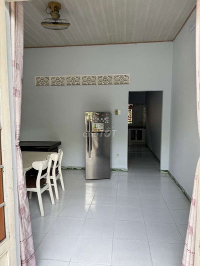Cho thuê nhà liền kề hẻm xe ba gác đối diện becamex