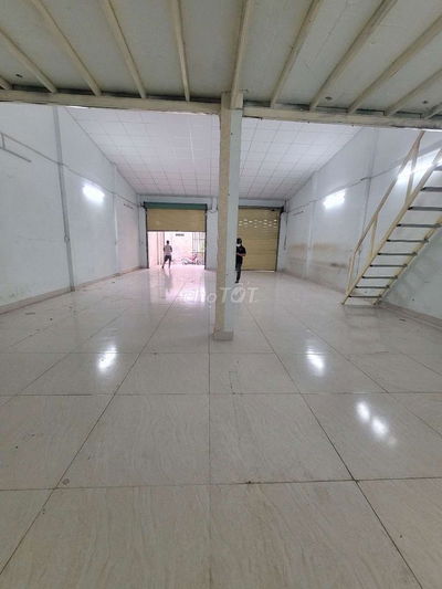 KHO XƯỞNG ĐƯỜNG XE TẢI PHÙ HỢP NHIỀU NGHÀNH NGHỀ SD. 200M2