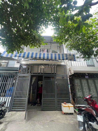 Giá 3Tỉ880tr nhà dt 4×10+1LẦU 2pn2wc hẻm 6m shr như A4 hoàn công CN đủ