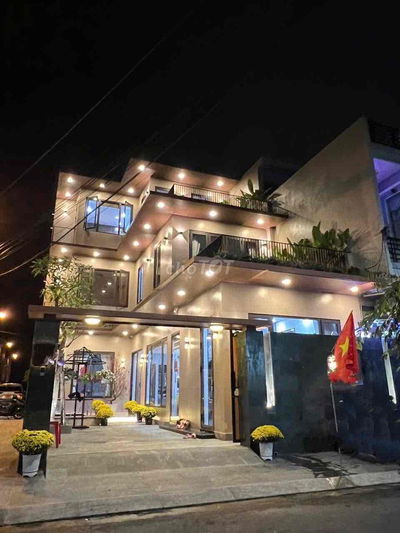 Chào Bán Nhà 3 Tầng Góc 2 MT Sơn Thuỷ 8 .