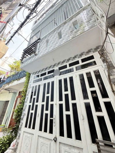 TÂN BÌNH - LÝ THƯỜNG KIỆT GIÁP Q10 3 TẦNG 2PN CHỈ 2,8TỶ TL