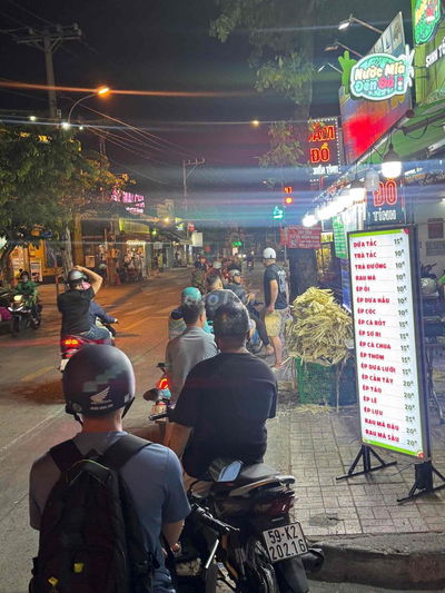 SANG QUÁN NƯỚC MÍA 150TR BAO CỌC