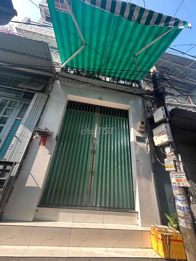 cần bán nhà 1 trệt 2 lầu