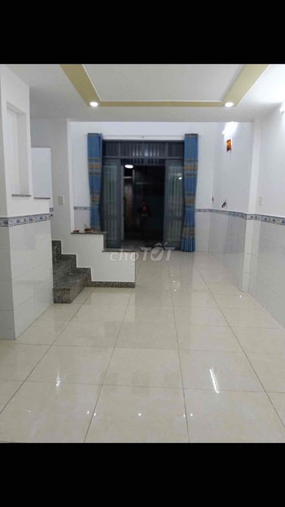 nhà trệt lầu 2pn 2wc đg xe hơi tới cửa