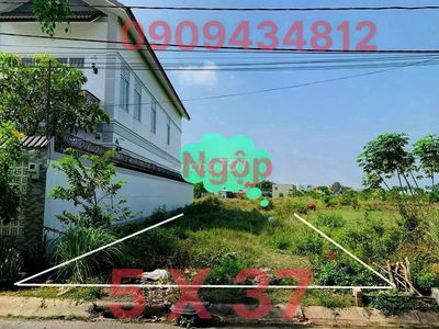 HÓT ngay  CỦ CHI cần BÁN GẤP lô Đất MẶT TIỀN 5X37full thổ GIÁ QUÁ RẺ