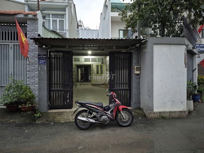 Cho thuê nhà mặt tiền đường, tiện ở và kinh doanh